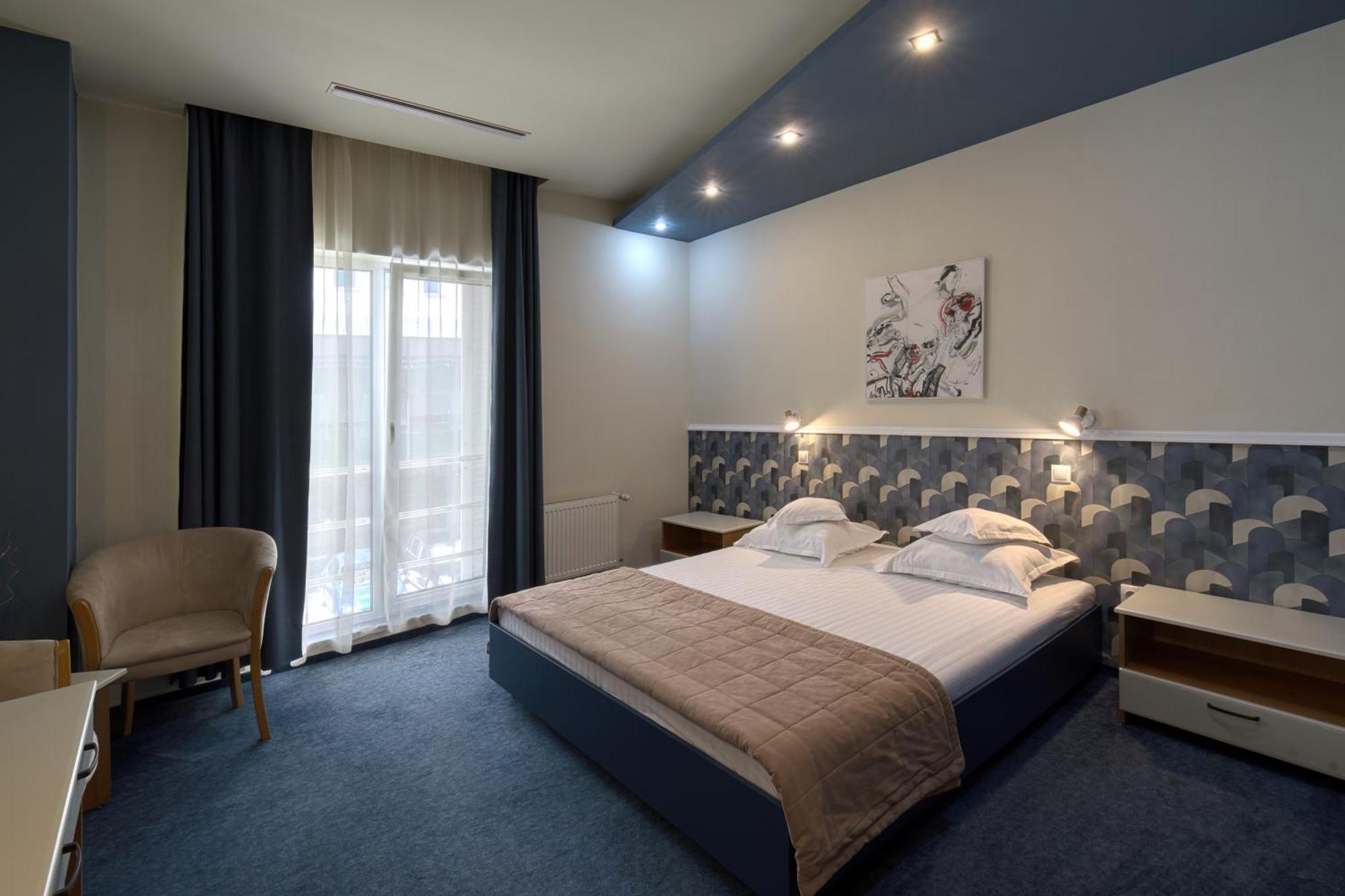 Hotel Torontal 3*