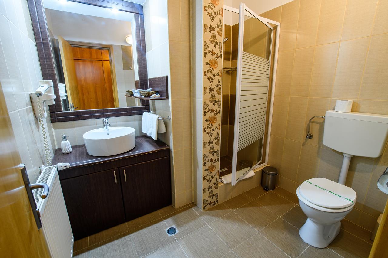 Hotel Torontal 3*
