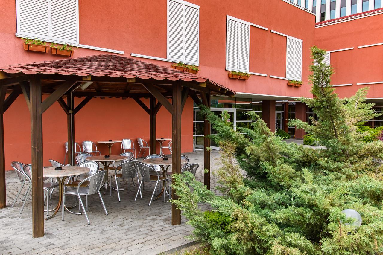 Torontal Hotel 3*